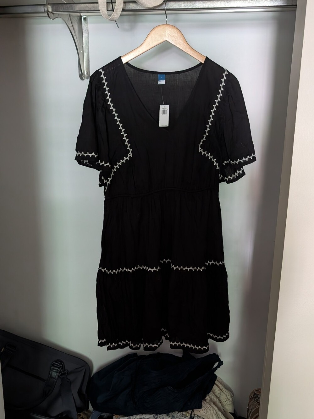 Old Navy NWT Black Flutter Dress